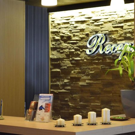 Pensiunea Lido Piatra Neamţ エクステリア 写真